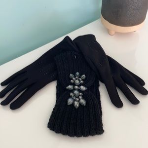 Set gloves and headband cute and practical